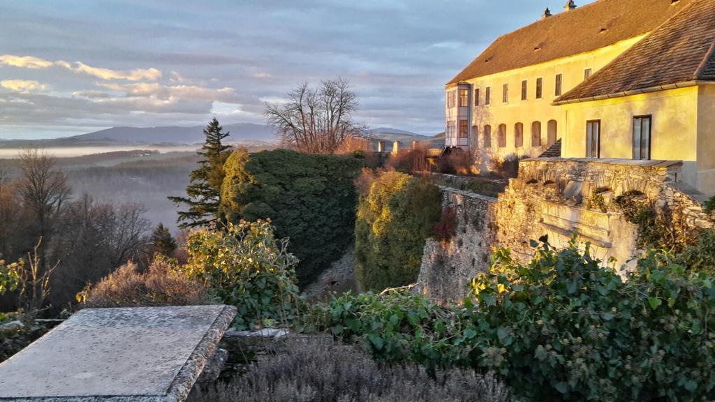 Burg Bernstein Hotel Luaran gambar